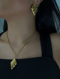 Load image into Gallery viewer, Thais necklace
