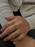 Load image into Gallery viewer, Carolina  ring
