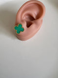 Load image into Gallery viewer, Green clover earrings
