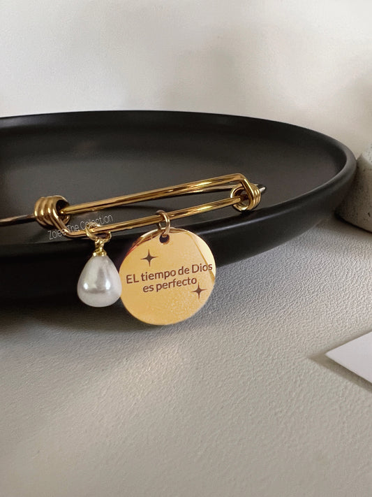 El tiempo de Dios es perfecto bangle