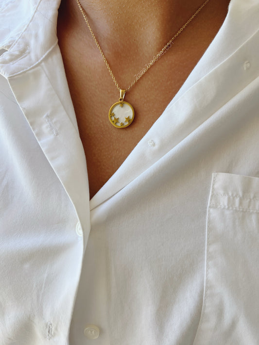 Between Stars necklace