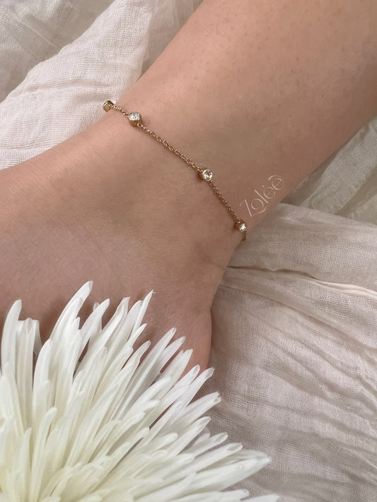 Lira anklet