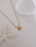 Load image into Gallery viewer, Honolulu necklace
