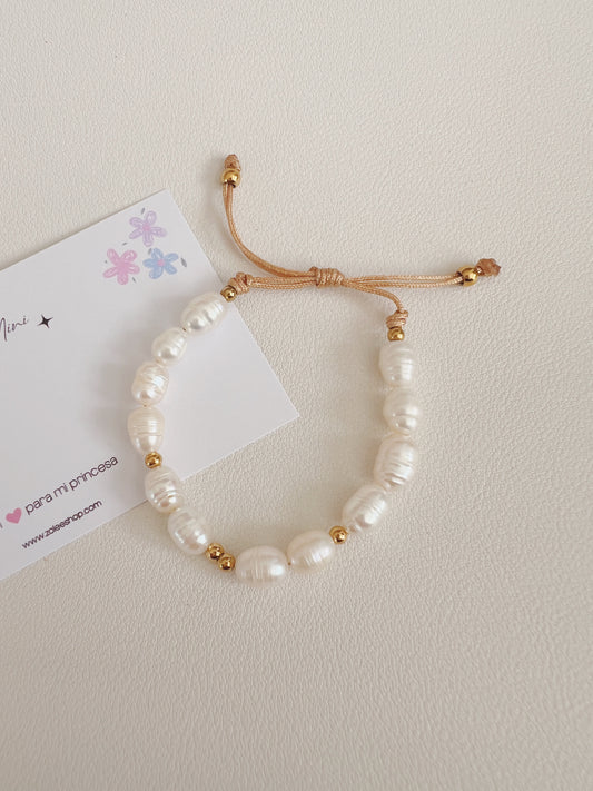 Pearls bracelet