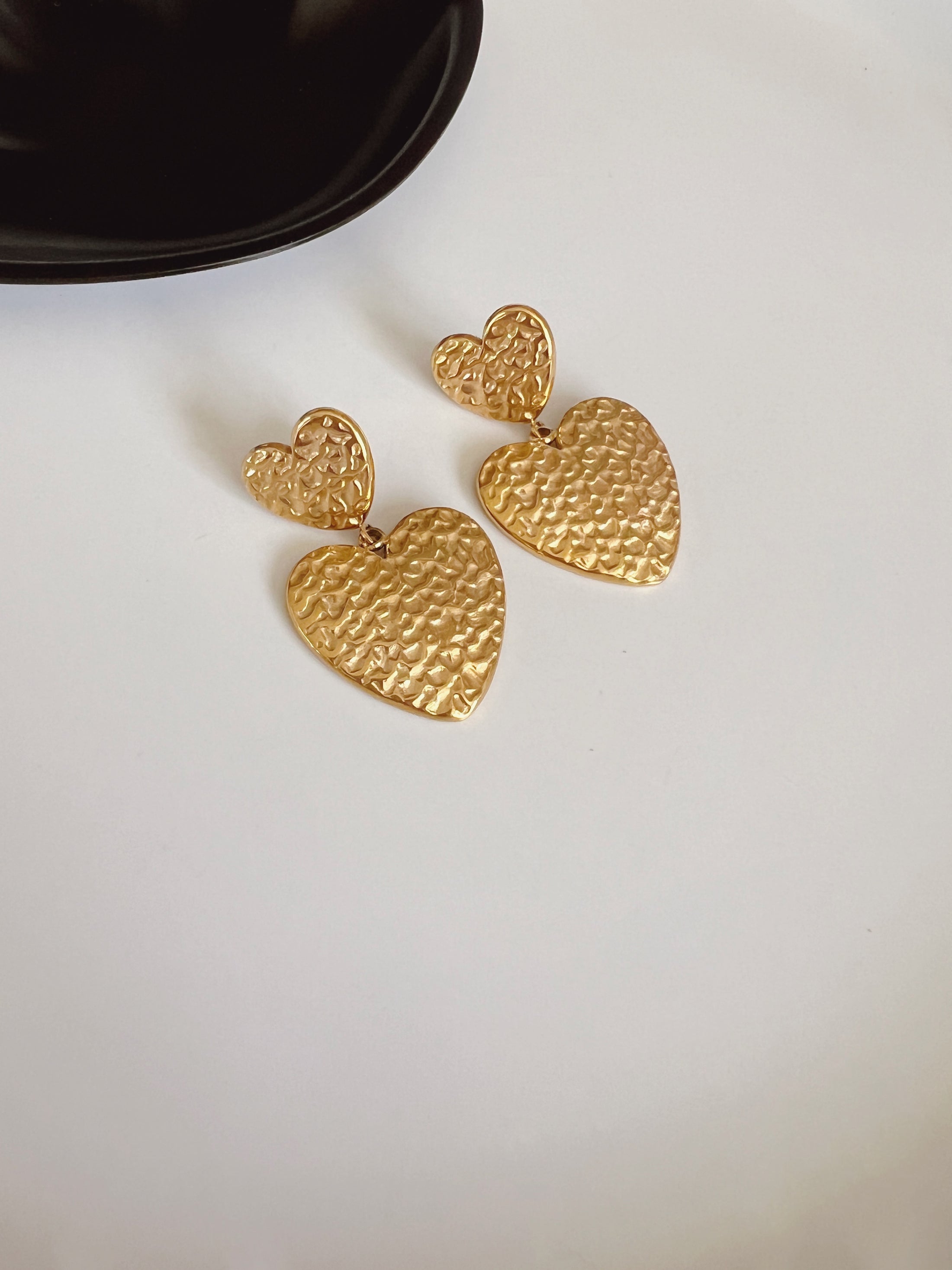 Sweet love earrings