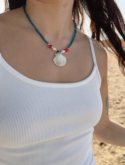 Playa azul necklace