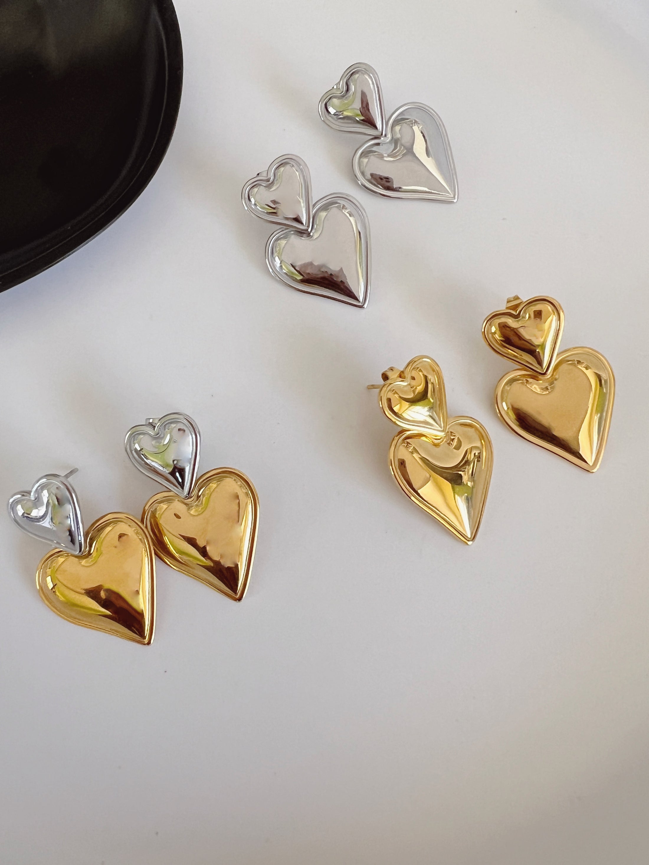 Double heart studs