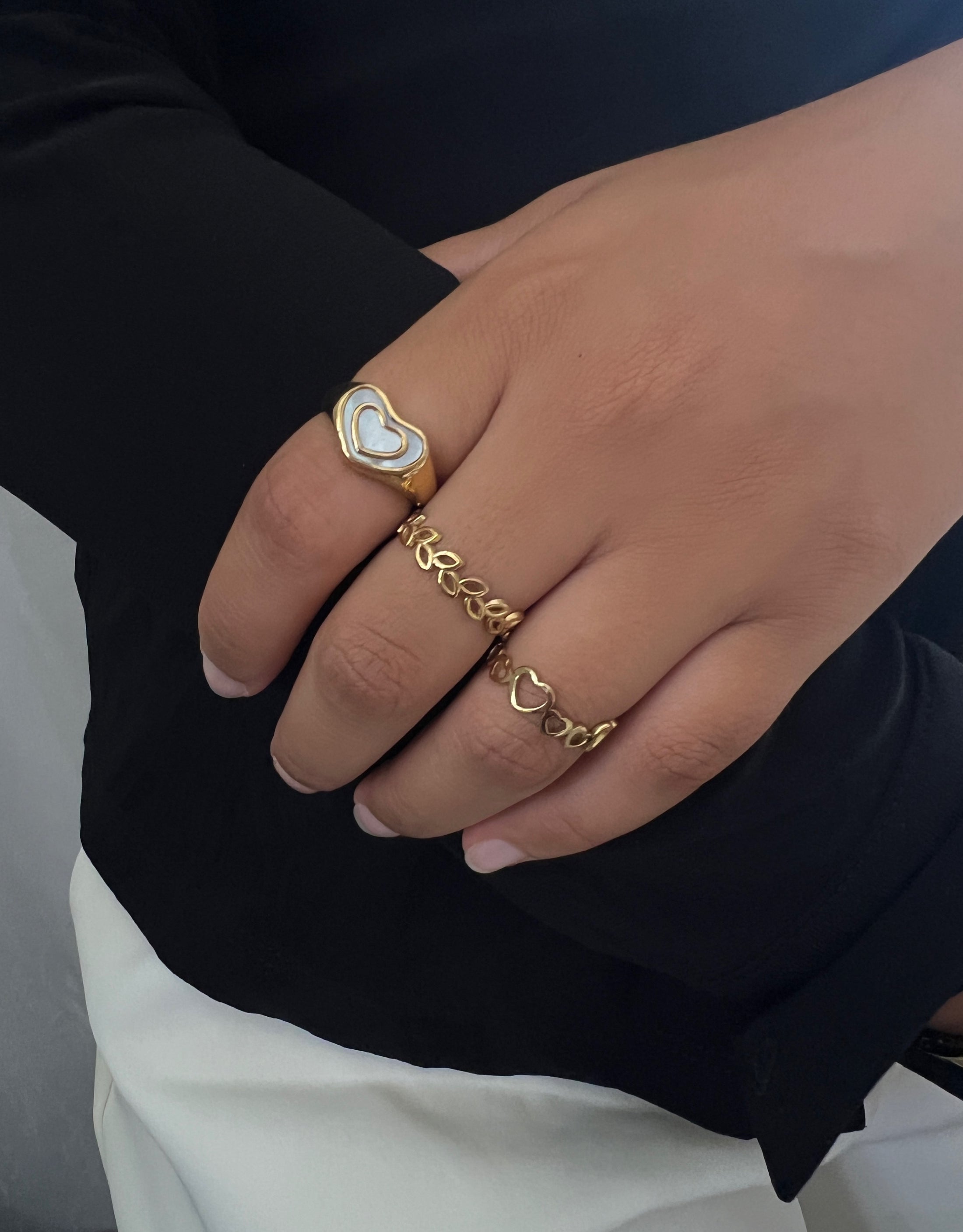 Evette ring