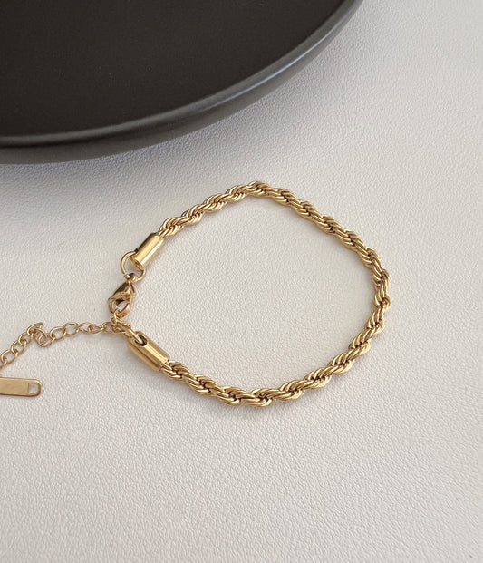 Rope bracelet