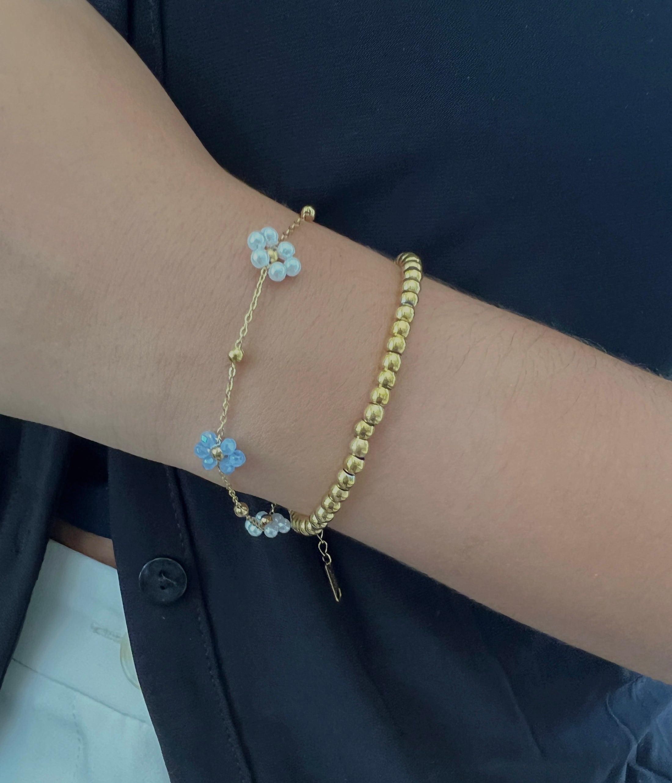 Blue Pearls & flower bracelet