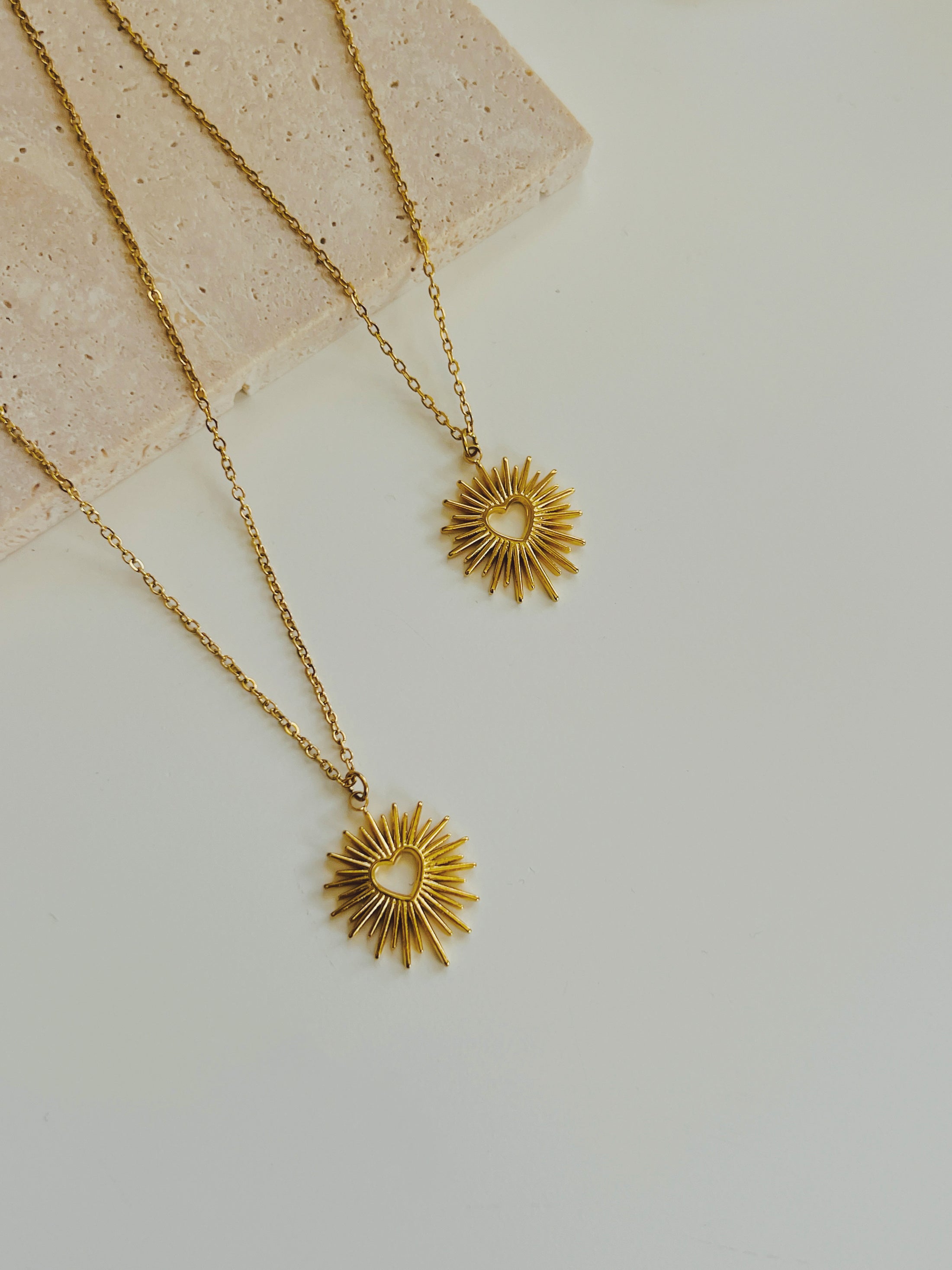 Sunny heart necklace