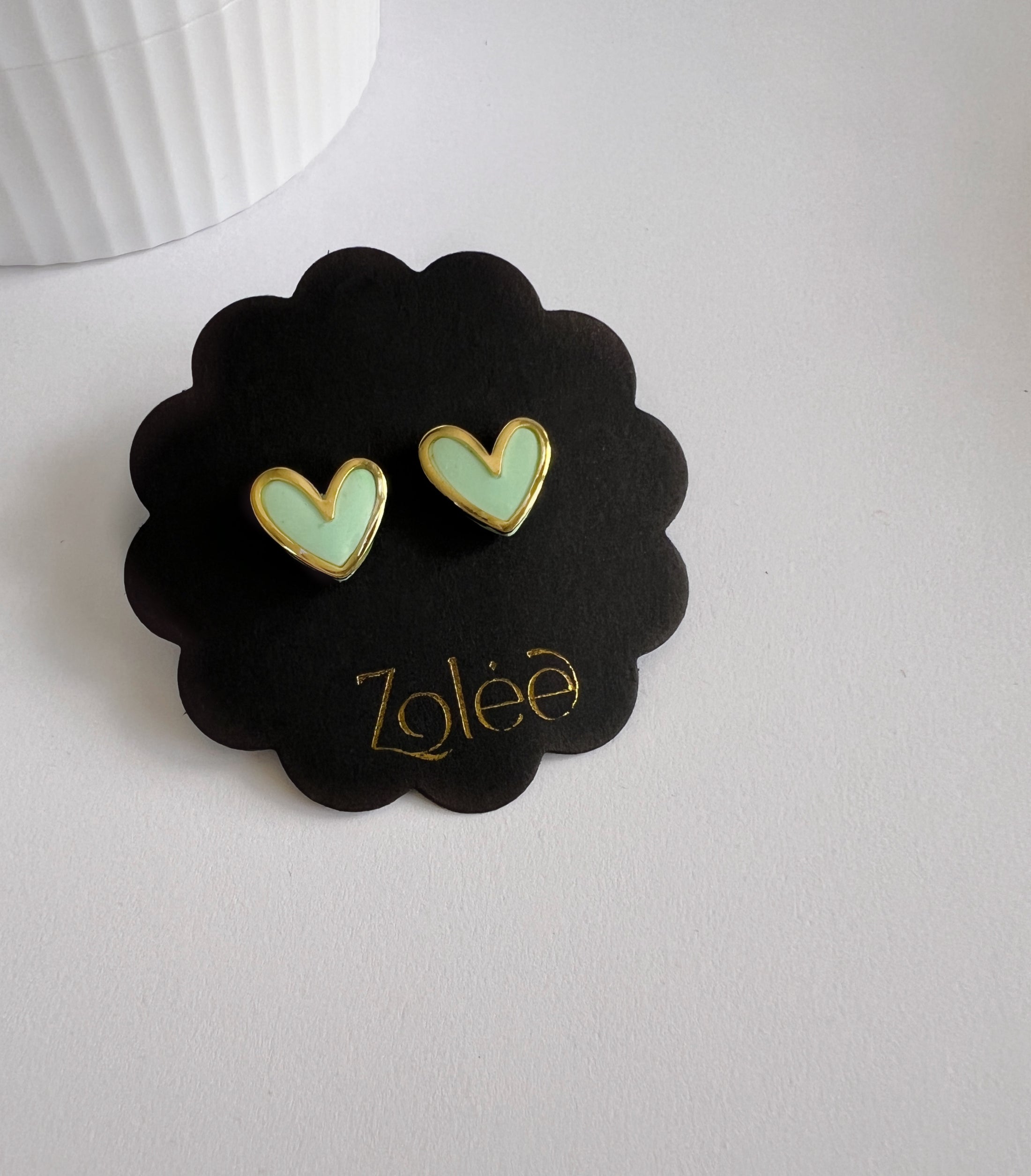 Poly heart studs